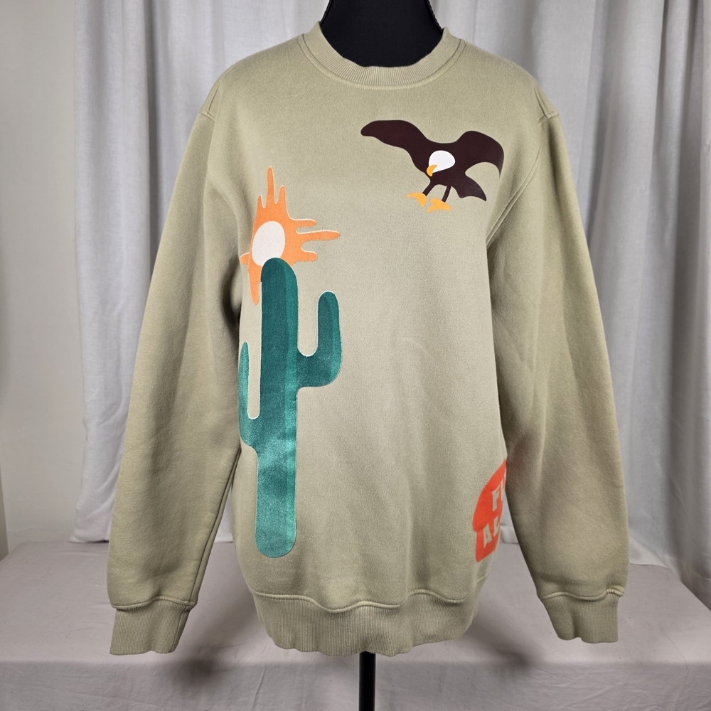 Roku Studio Stay Wild Graphic Crewneck Sweatshirt Medium